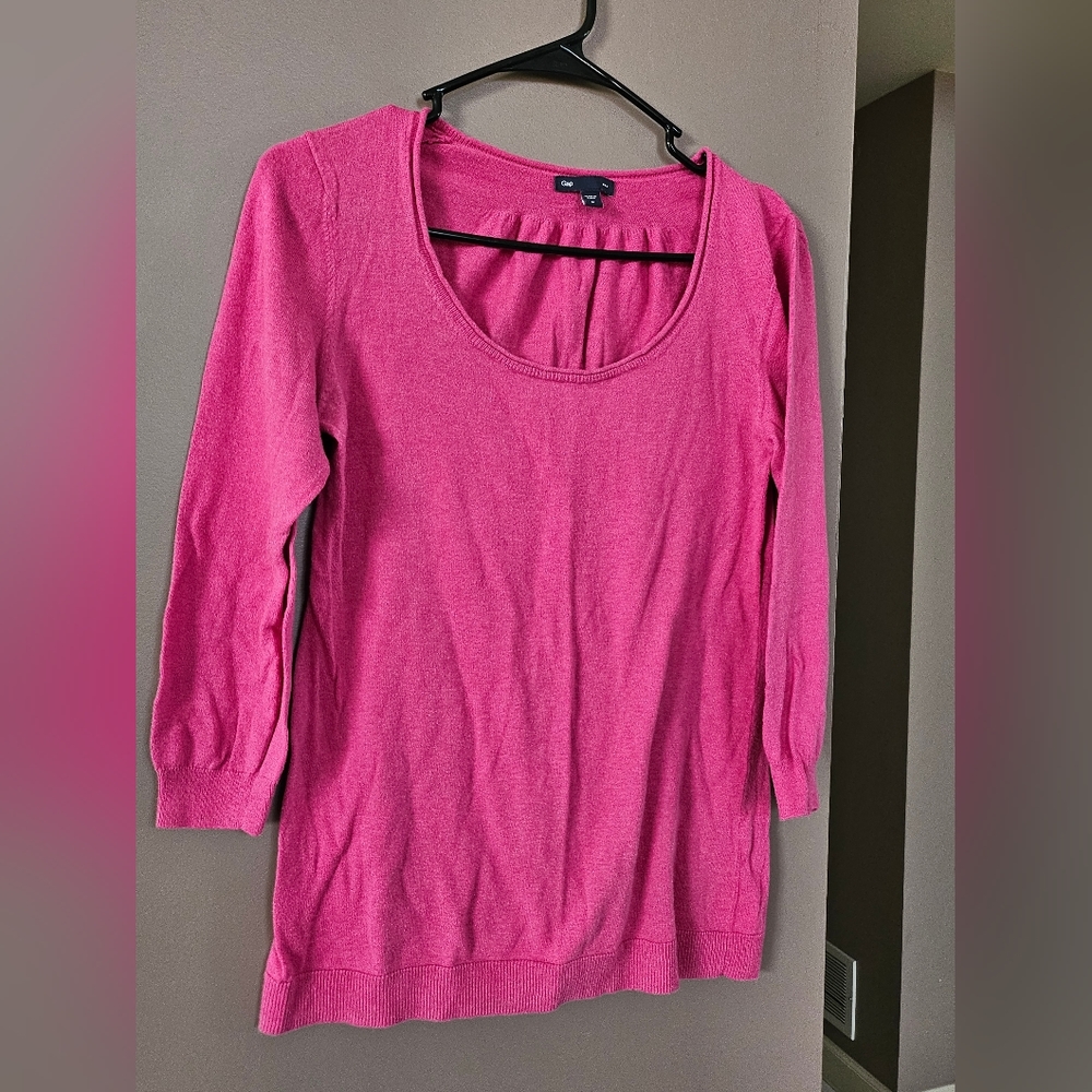 Womens pink GAP sweater
